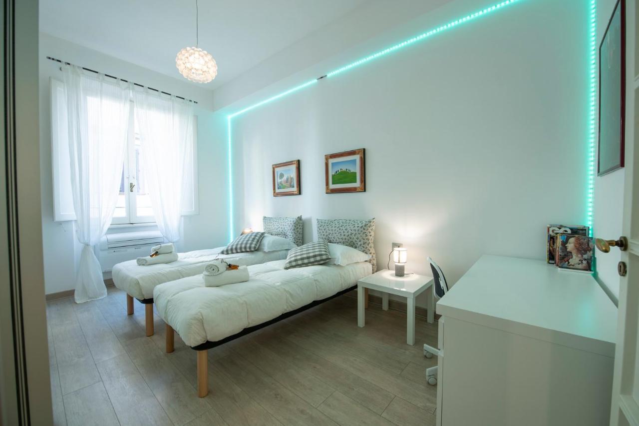 Mamo Florence - Amalia Piazza Signoria Apartment Экстерьер фото